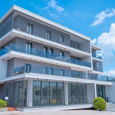 Hotel Bella Peschiera Peschiera del Garda Exteriör bild