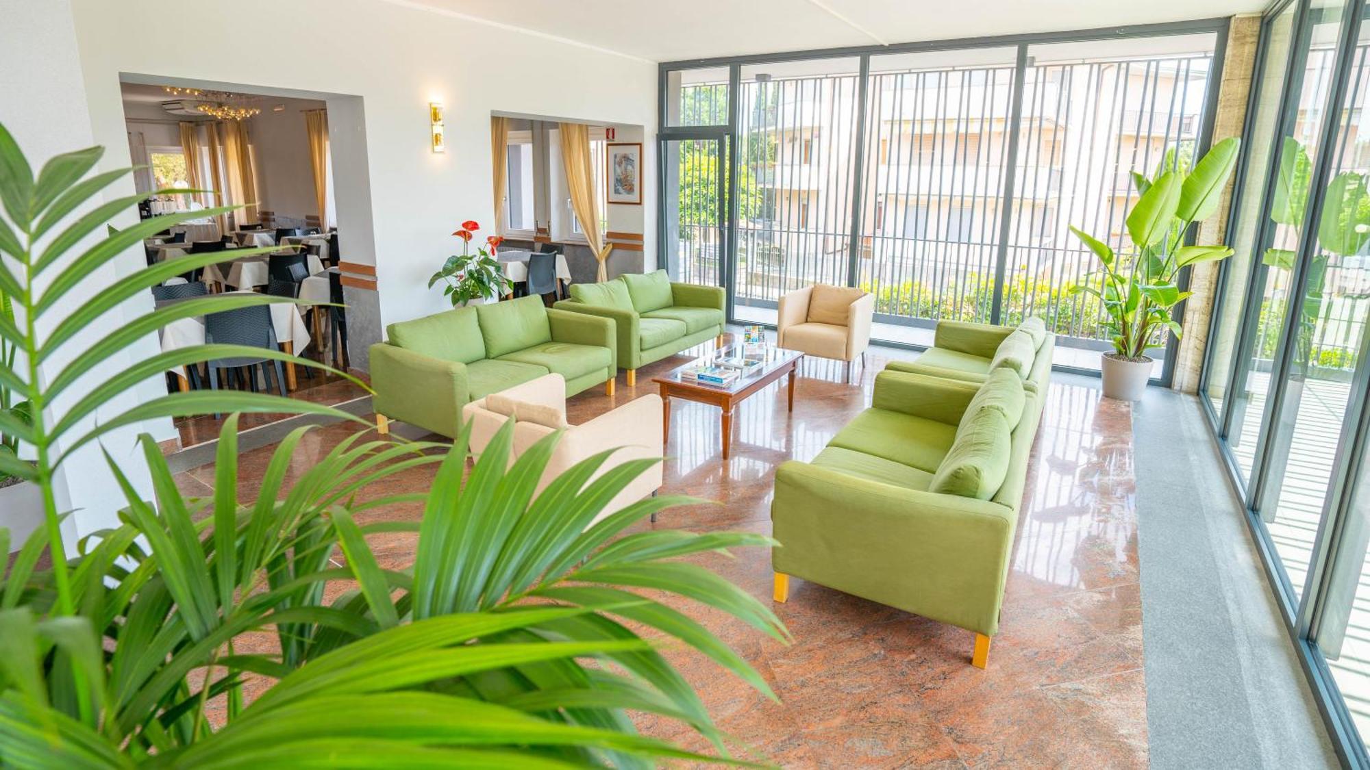Hotel Bella Peschiera Peschiera del Garda Exteriör bild